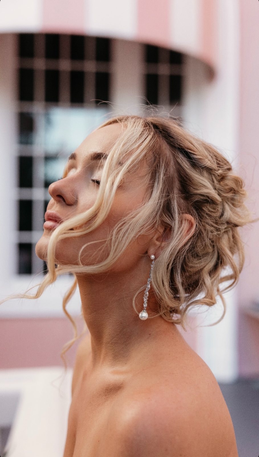 Bridal spray tan — custom color for the wedding day — The Bronze Lily, St. Petersburg, FL