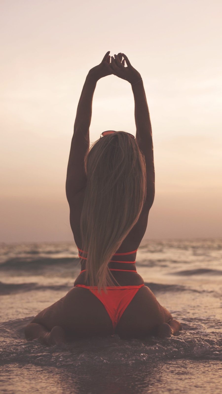 The Florida Humidity Spray Tan Problem., cover — The Bronze Lily, St. Petersburg, FL